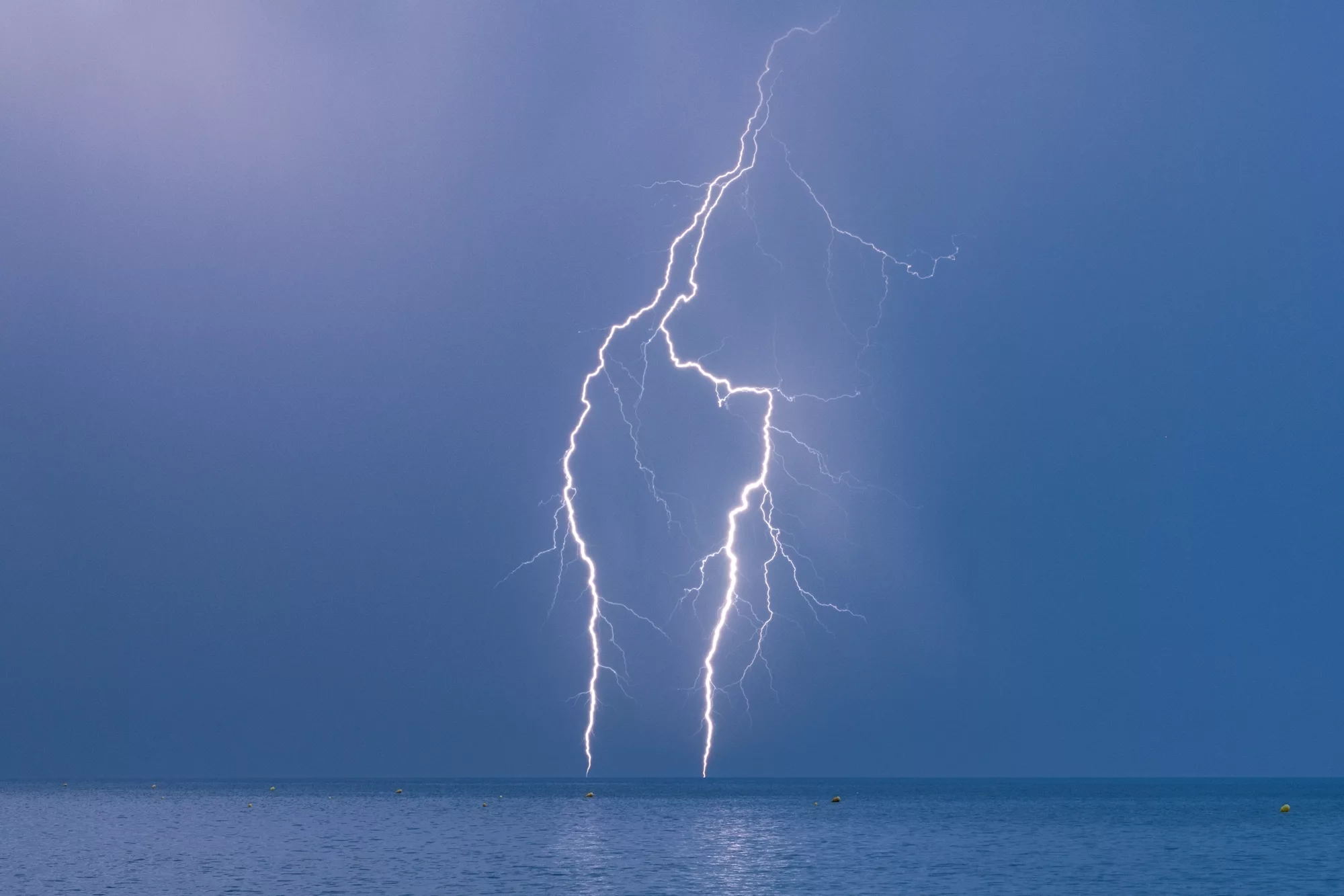 Orage en mer, depuis Frontignan-plage © Florian Ambrosino